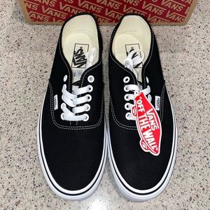 NWT Classic Vans W10/M8.5